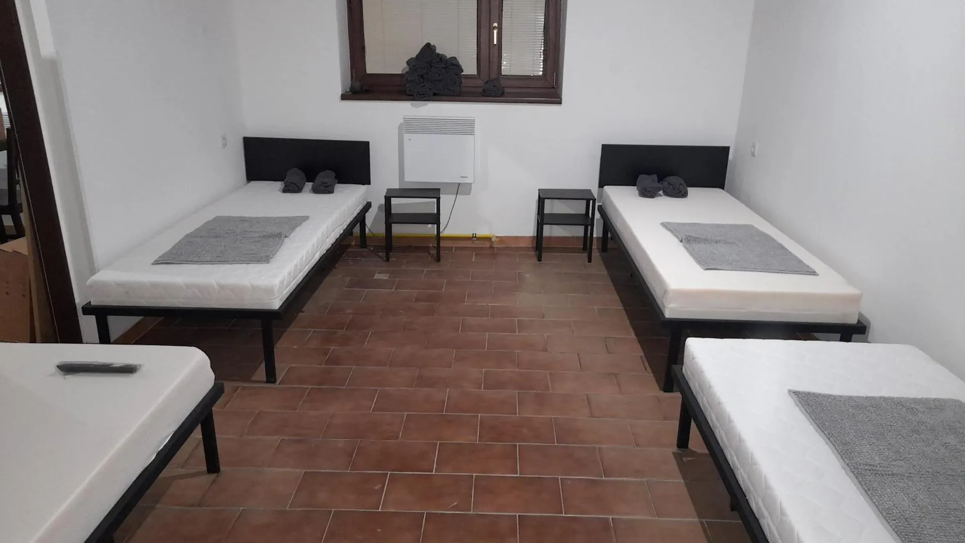 Apartments Vancurova Private Parking  ブルノ